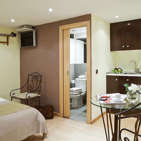 Ainb Las Ramblas-Colon Apartments Barcelona Buitenkant foto
