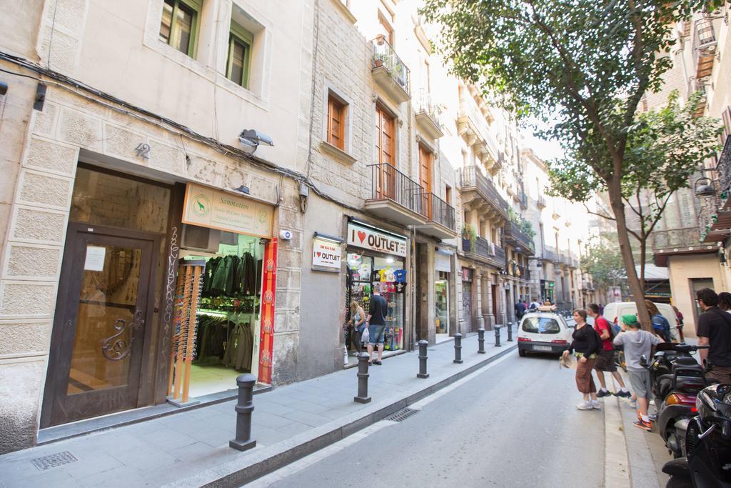 Ainb Las Ramblas-Colon Apartments Barcelona Buitenkant foto