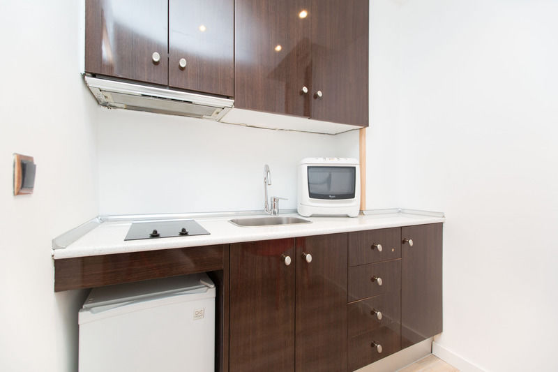 Ainb Las Ramblas-Colon Apartments Barcelona Buitenkant foto