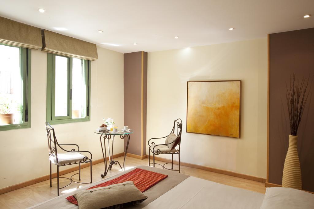 Ainb Las Ramblas-Colon Apartments Barcelona Buitenkant foto