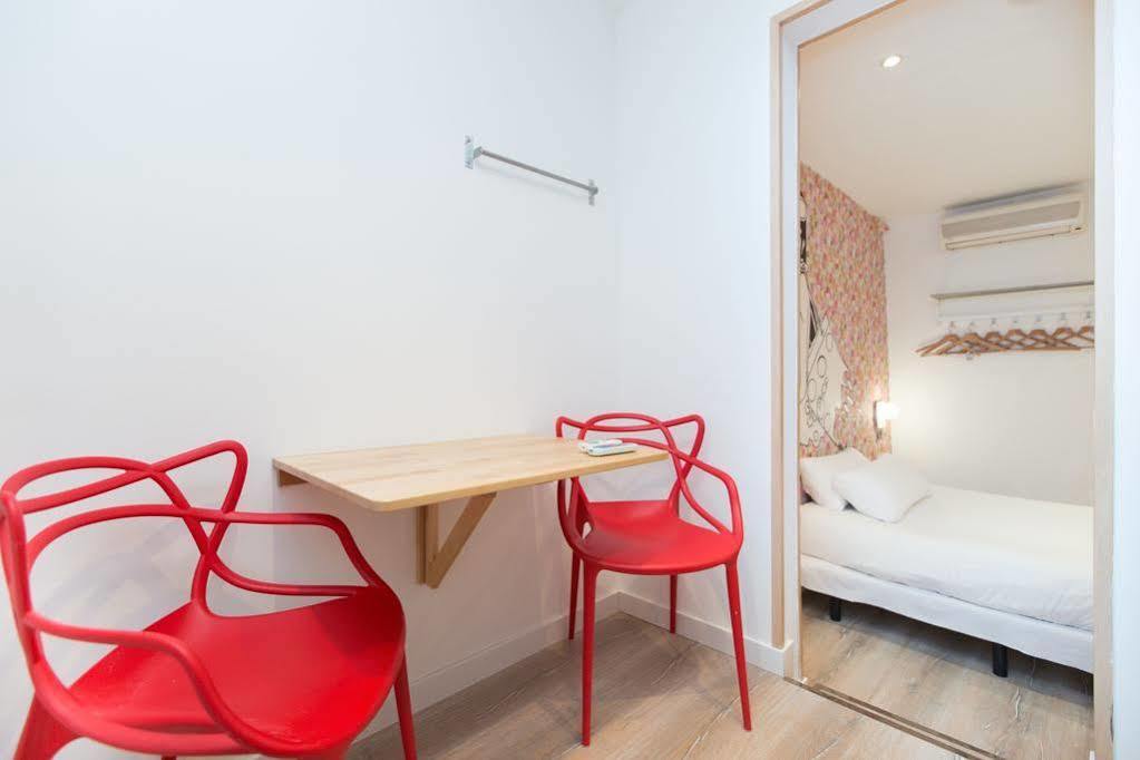 Ainb Las Ramblas-Colon Apartments Barcelona Buitenkant foto