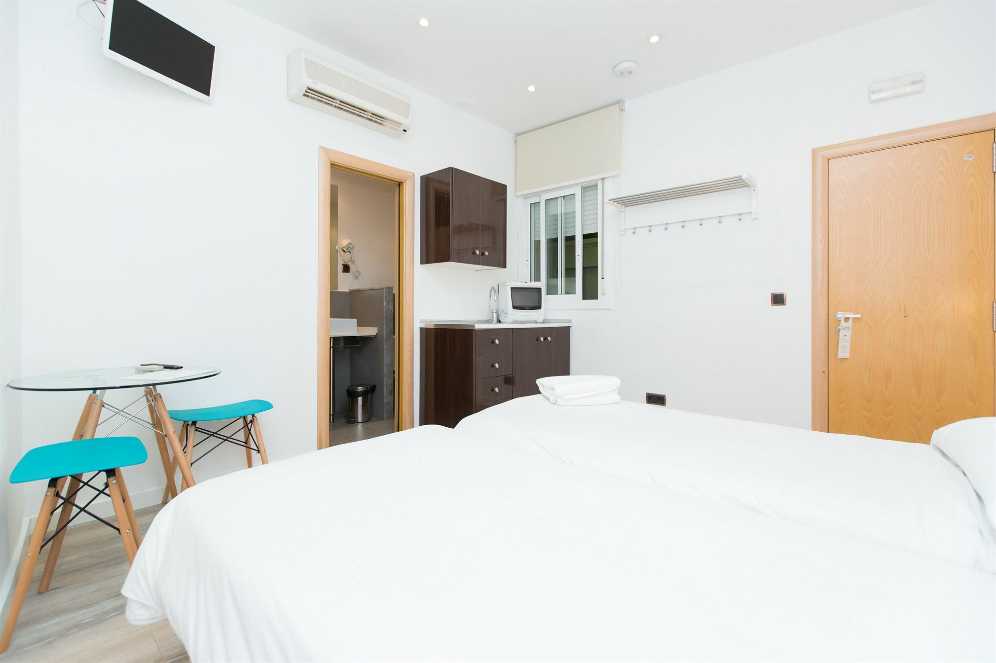 Ainb Las Ramblas-Colon Apartments Barcelona Buitenkant foto